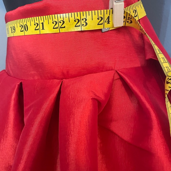 Chic Asymmetric Waterfall Red Skirt! - Picture 4 of 6